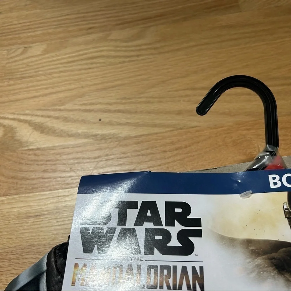 Star Wars Mandalorian Costume NEW Small 4-6 Disney Jumpsuit Halloween Mask Cape
